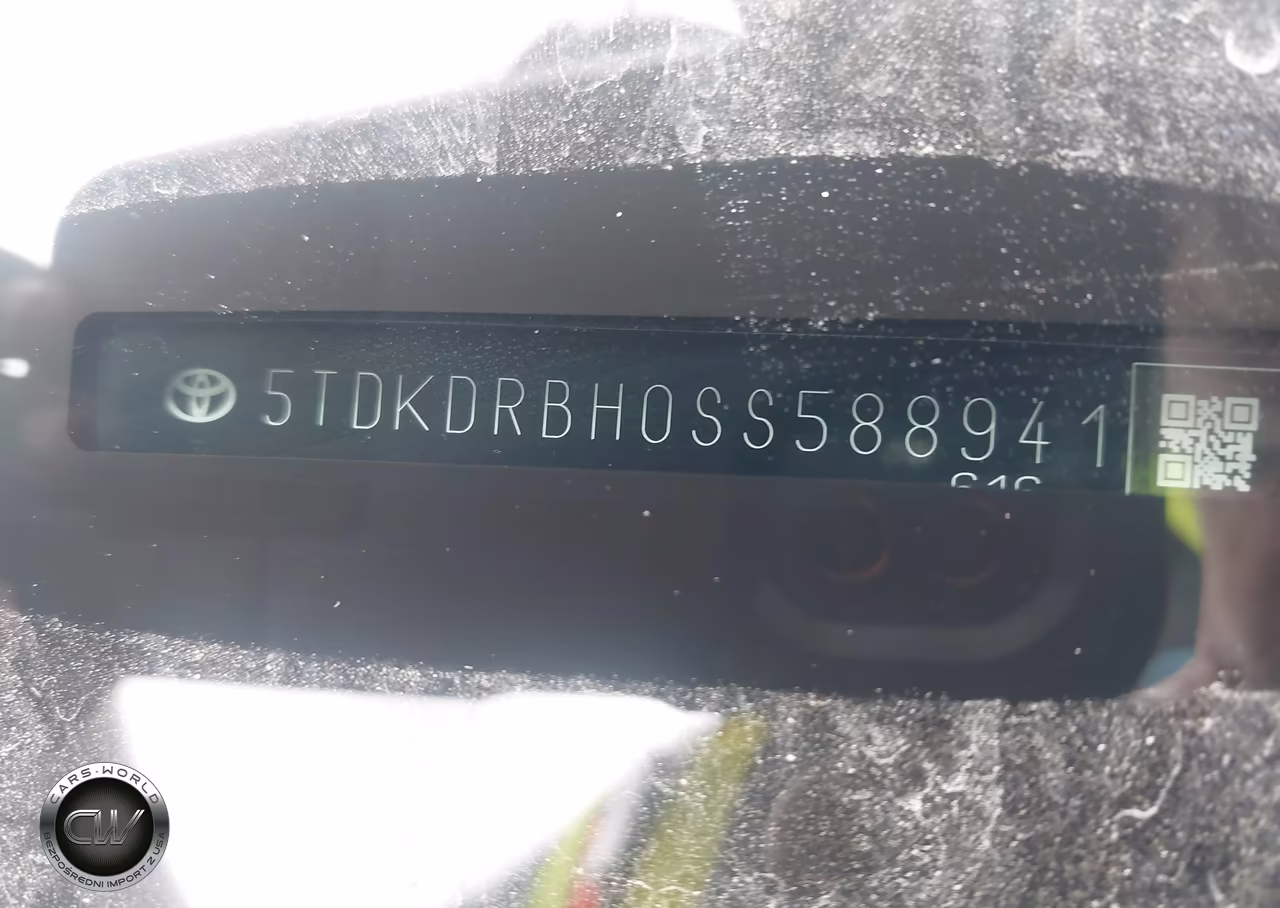 2025 Toyota Highlander Xse VIN:5TDKDRBH0SS588941 - 17