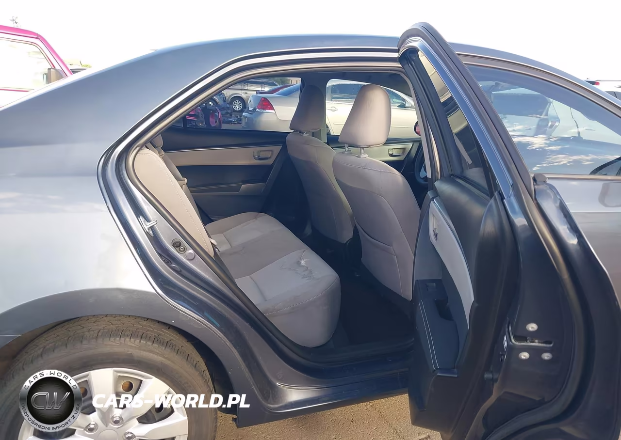 2016 Toyota Corolla Le VIN:5YFBURHE2GP532223 - 8