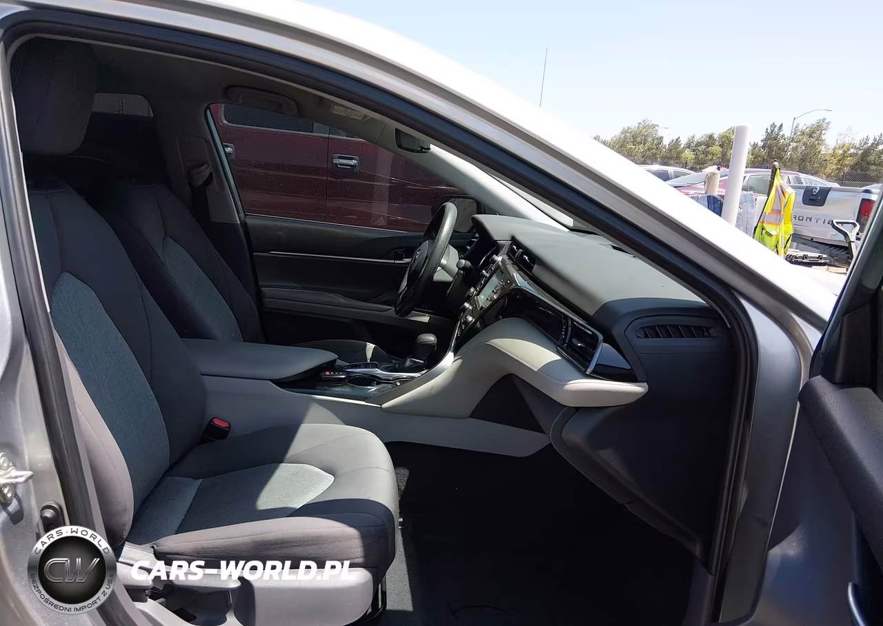 2020 Toyota Camry Le Hybrid VIN:4T1C31AK4LU521757 - 5