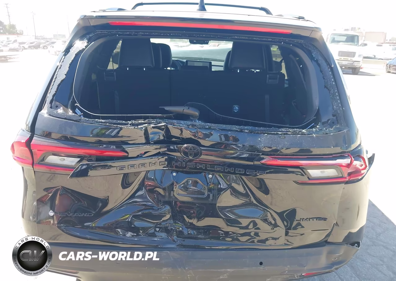 2026 Toyota Grand Highlander Hybrid Nightshade Edition VIN:5TDACAB52TS076928 - 6