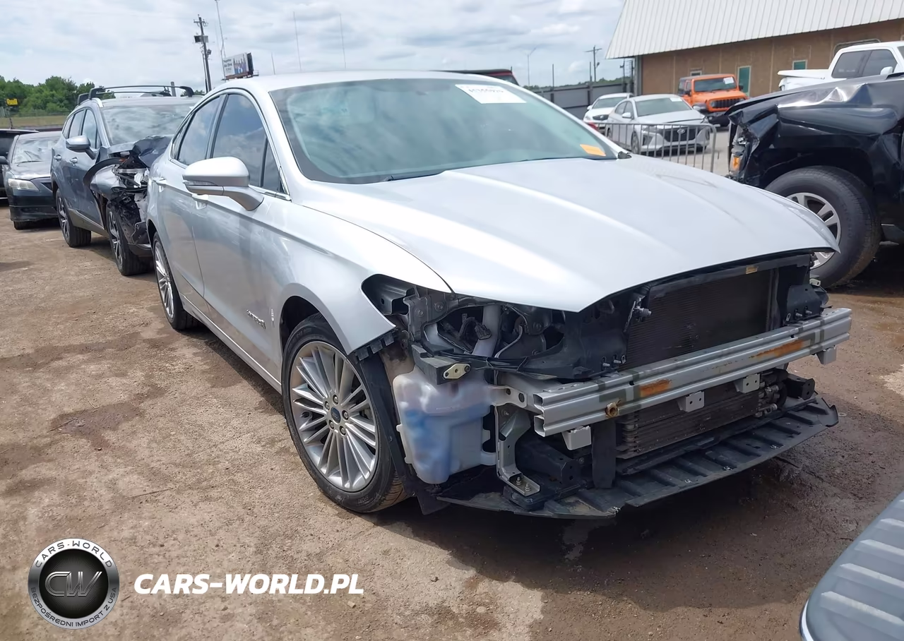 2013 Ford Fusion Hybrid Se – zdjęcie 1 z 18