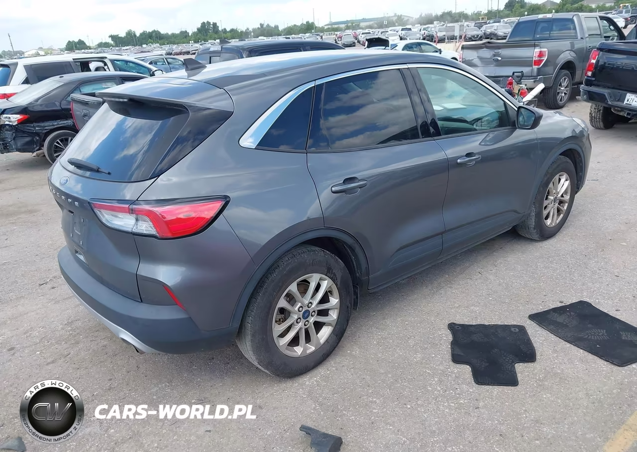 2022 Ford Escape Se VIN:1FMCU0G63NUB84745 - 4