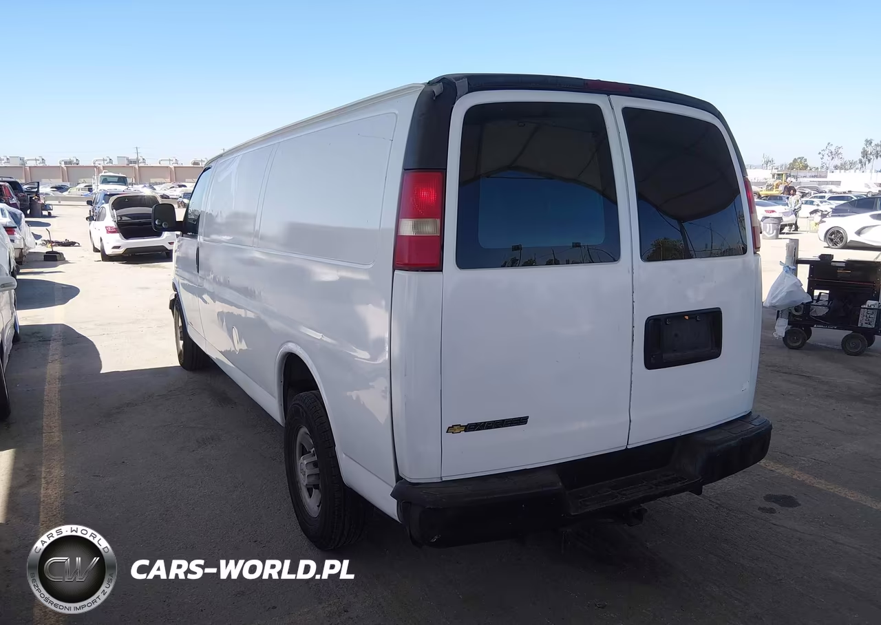 2004 Chevrolet Express Cargo Van VIN:1GCHG39U741189445 - 3