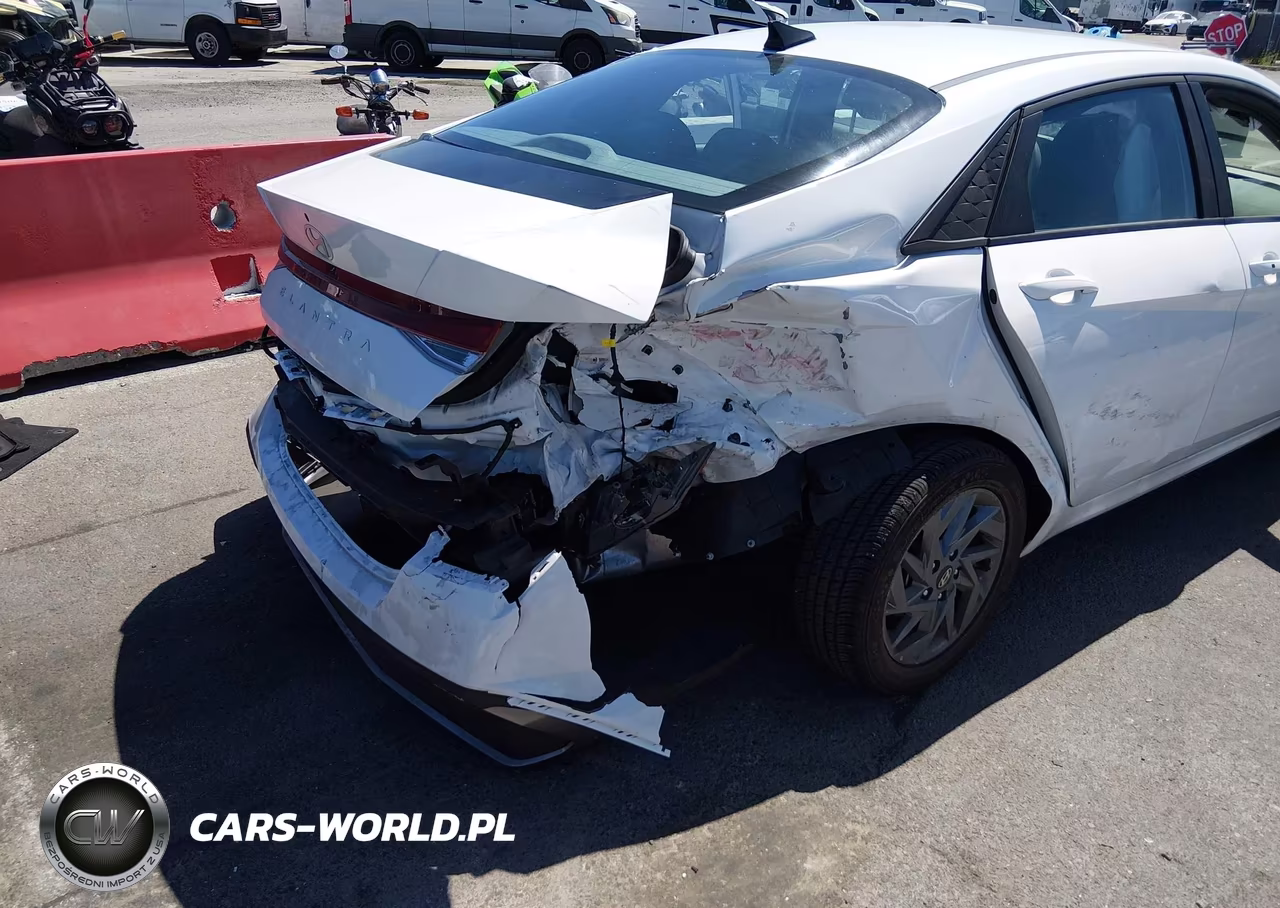 2024 Hyundai Elantra Sel VIN:KMHLM4DG8RU777107 - 6