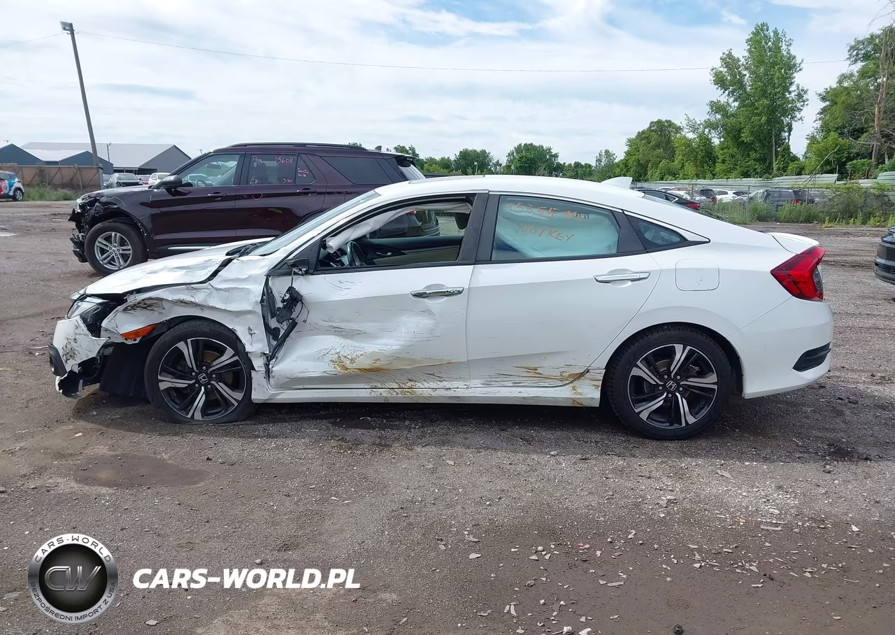 2017 Honda Civic Touring VIN:19XFC1F99HE004208 - 14