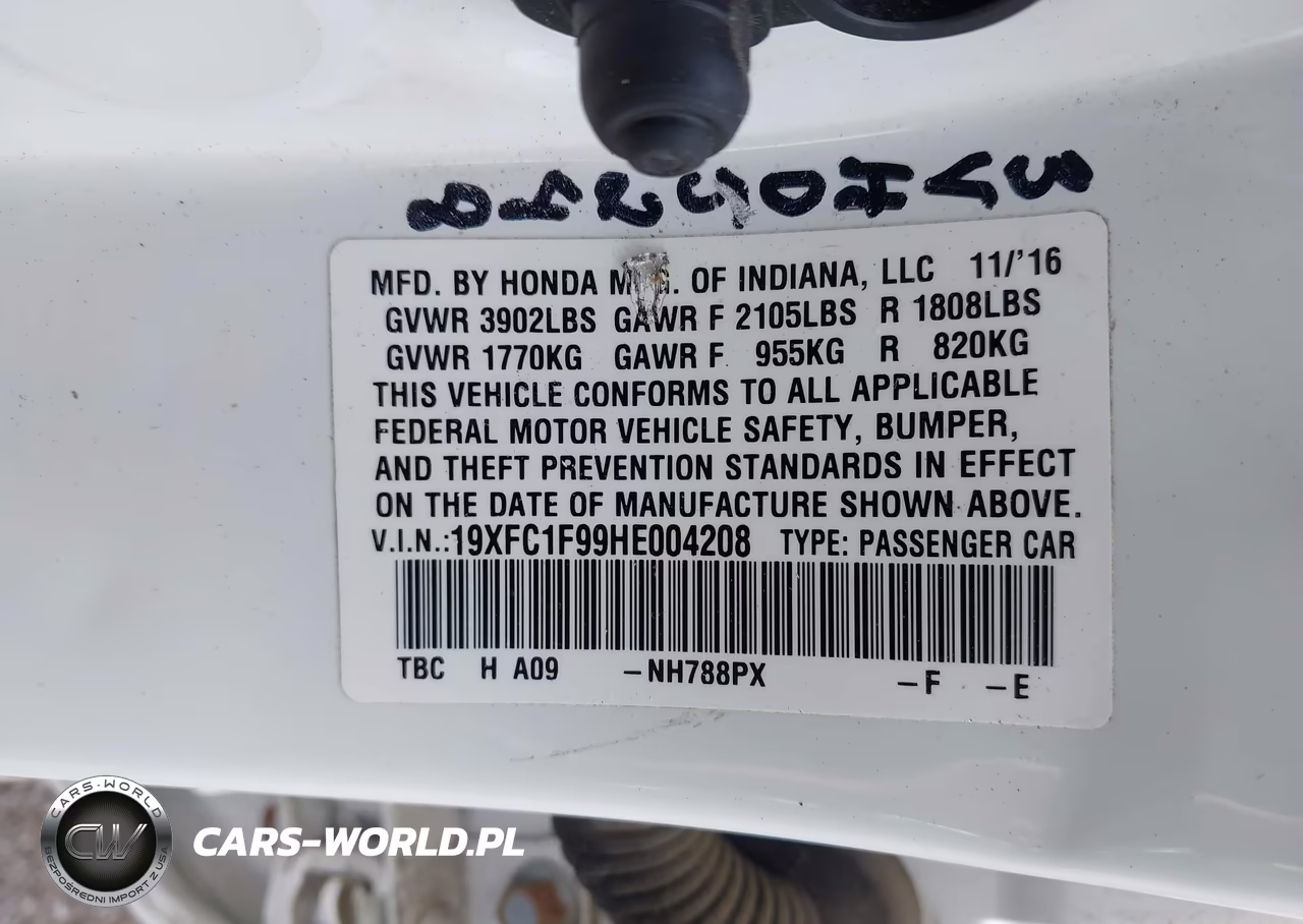 2017 Honda Civic Touring VIN:19XFC1F99HE004208 - 9