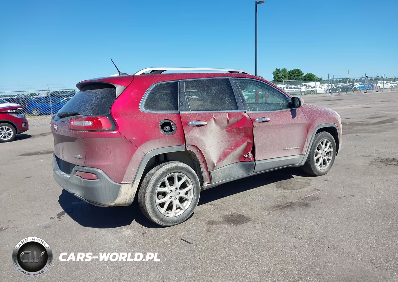 2014 Jeep Cherokee Latitude VIN:1C4PJLCB1EW183276 - 4