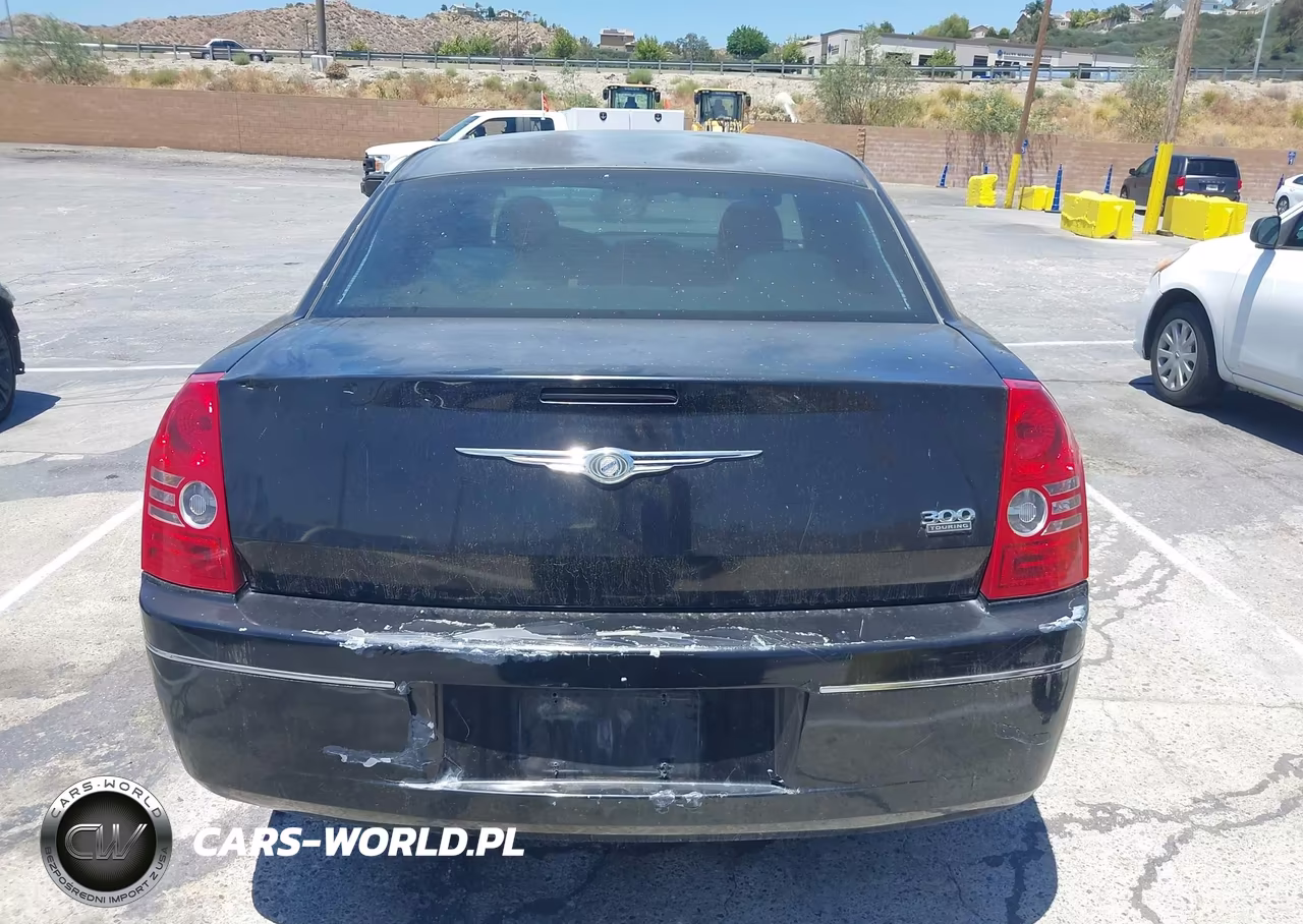 2010 Chrysler 300 Touring VIN:2C3CA4CD4AH185364 - 17