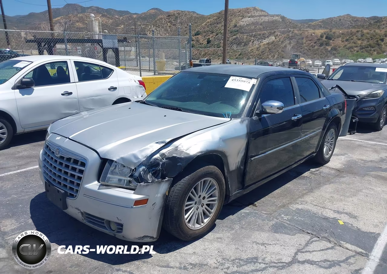 2010 Chrysler 300 Touring VIN:2C3CA4CD4AH185364 - 6