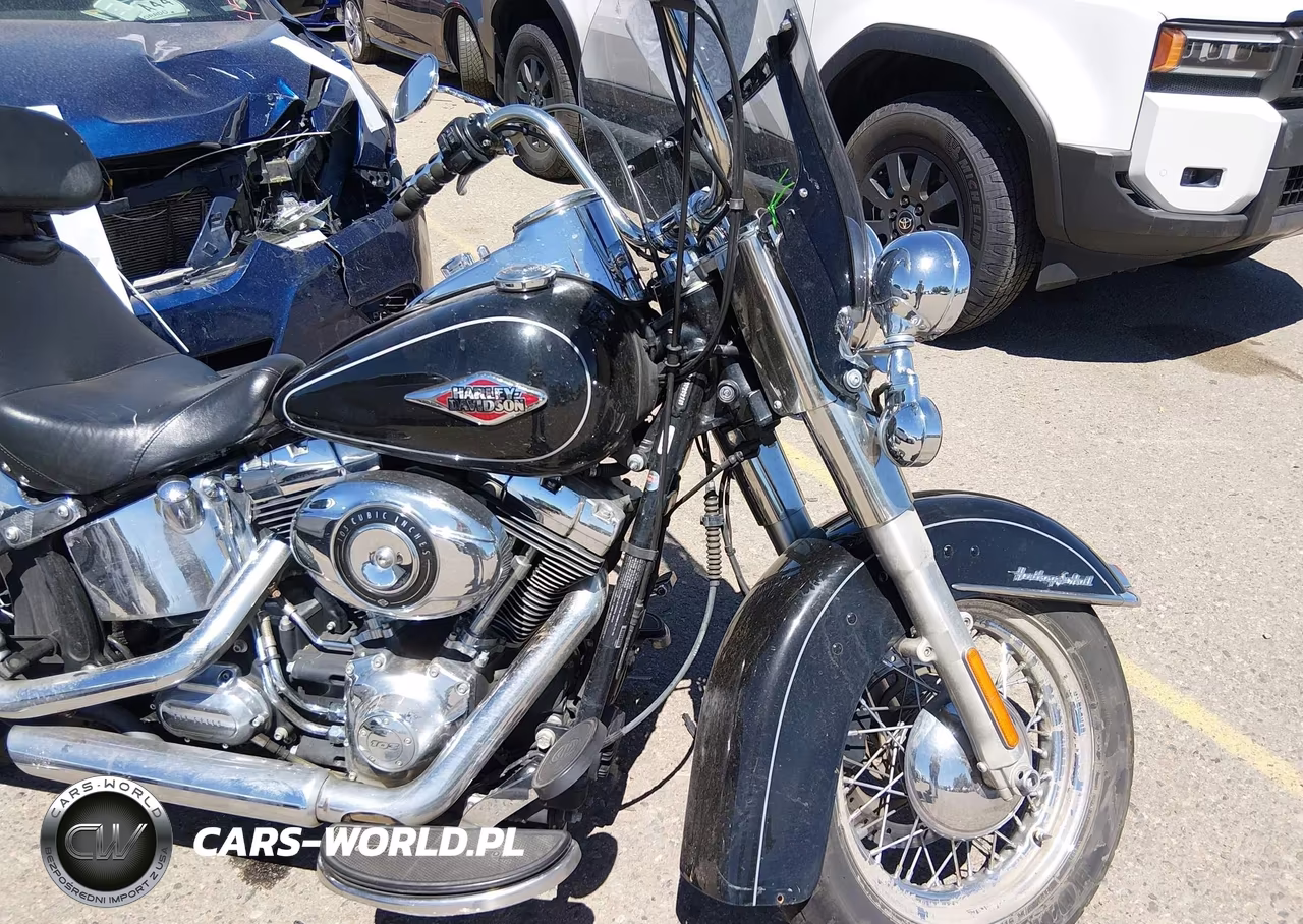 2015 Harley-Davidson Flstc Heritage Softail Classic VIN:1HD1BWV12FB020216 - 15