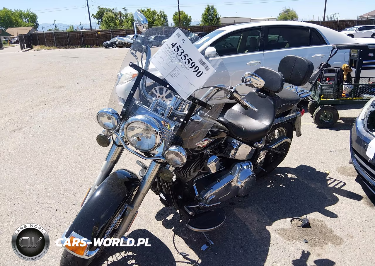 2015 Harley-Davidson Flstc Heritage Softail Classic VIN:1HD1BWV12FB020216 - 2