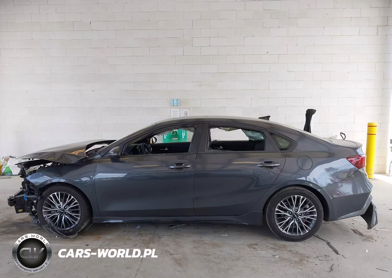 2023 Kia Forte Gt-Line VIN:3KPF54AD9PE606693 - 15