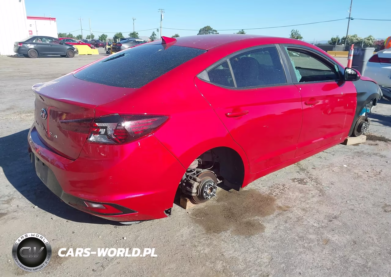 2020 Hyundai Elantra Sel VIN:5NPD84LF1LH569819 - 4