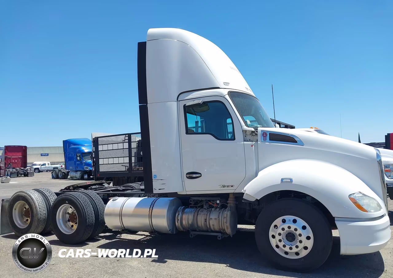 2019 Kenworth T680 VIN:1XKYD49X2KJ219560 - 13