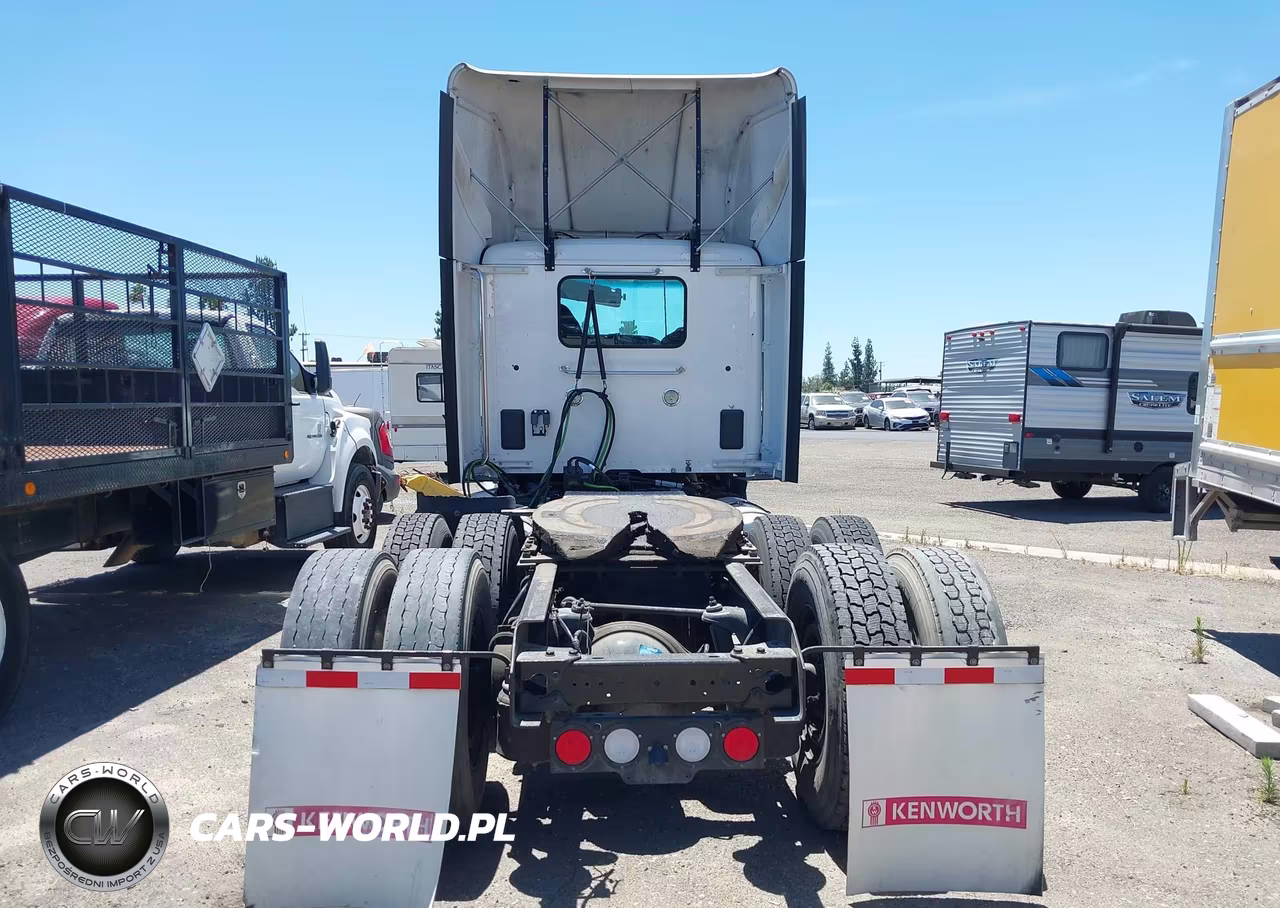 2019 Kenworth T680 VIN:1XKYD49X2KJ219560 - 15