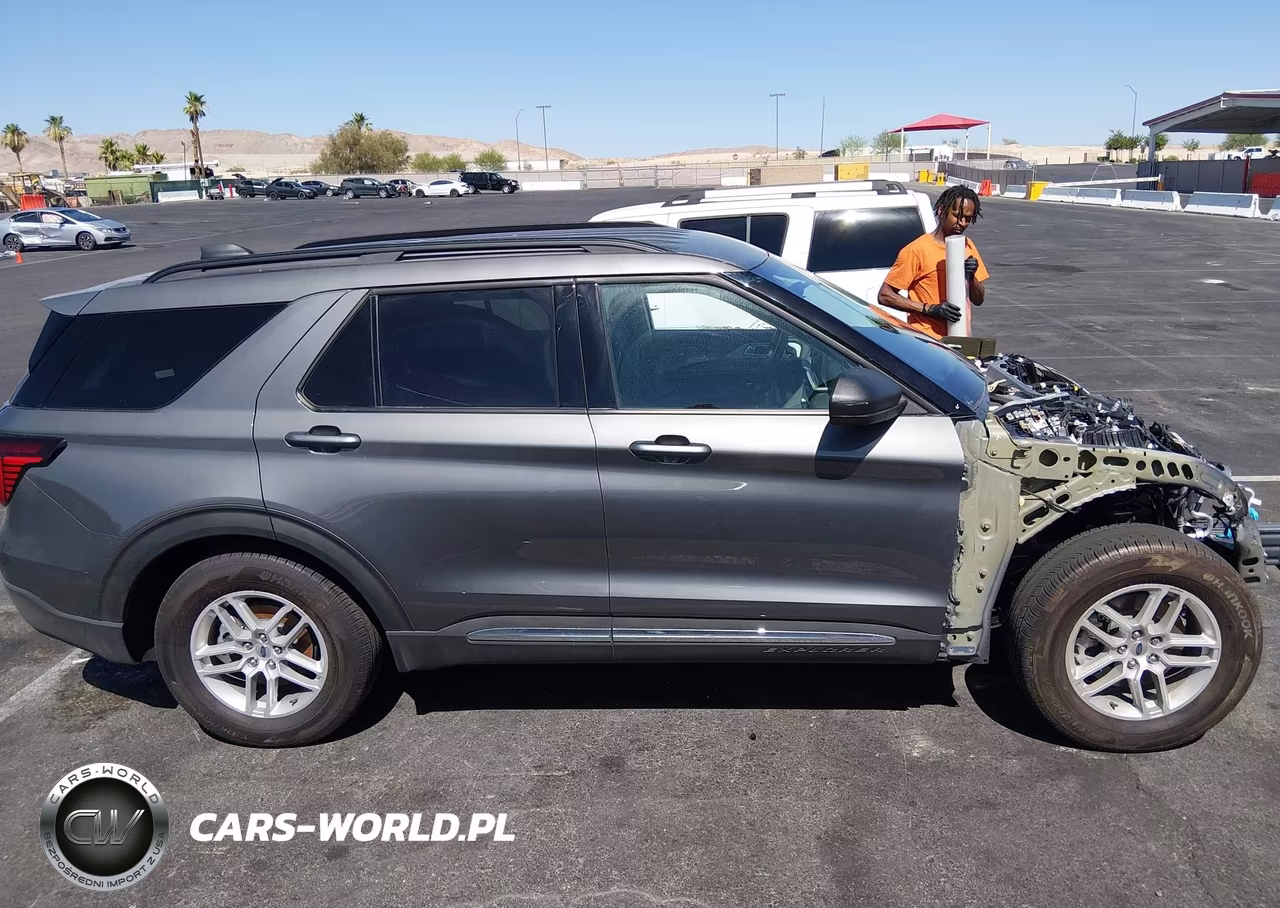 2025 Ford Explorer Active VIN:1FMUK7DH9SGC40545 - 14