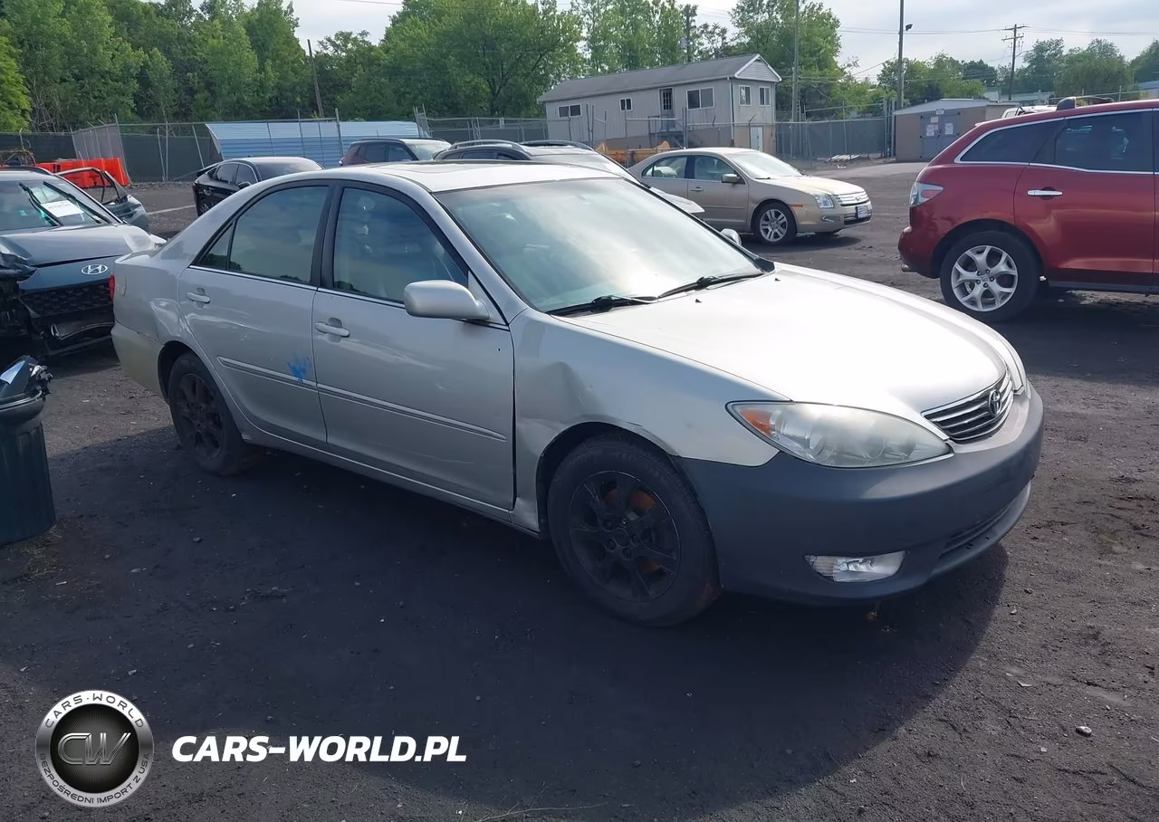 2005 Toyota Camry Xle V6 – zdjęcie 1 z 12