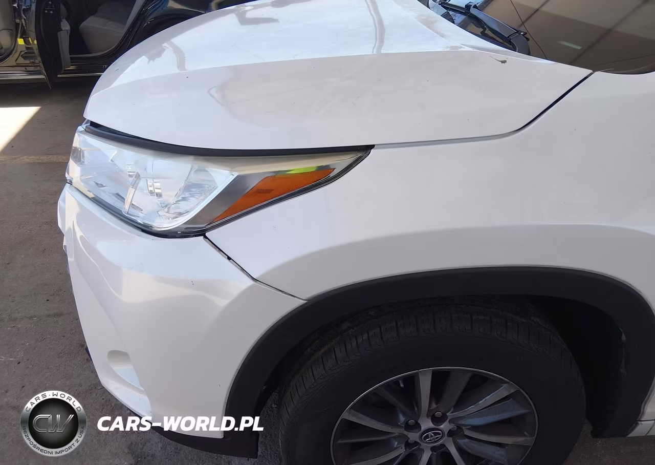 2017 Toyota Highlander Xle VIN:5TDKZRFH8HS511237 - 13