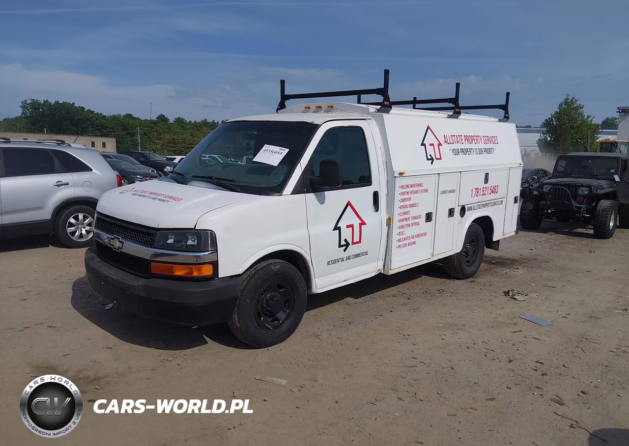 2003 Chevrolet Express Cutaway VIN:1GBHG31U331179932 - 2