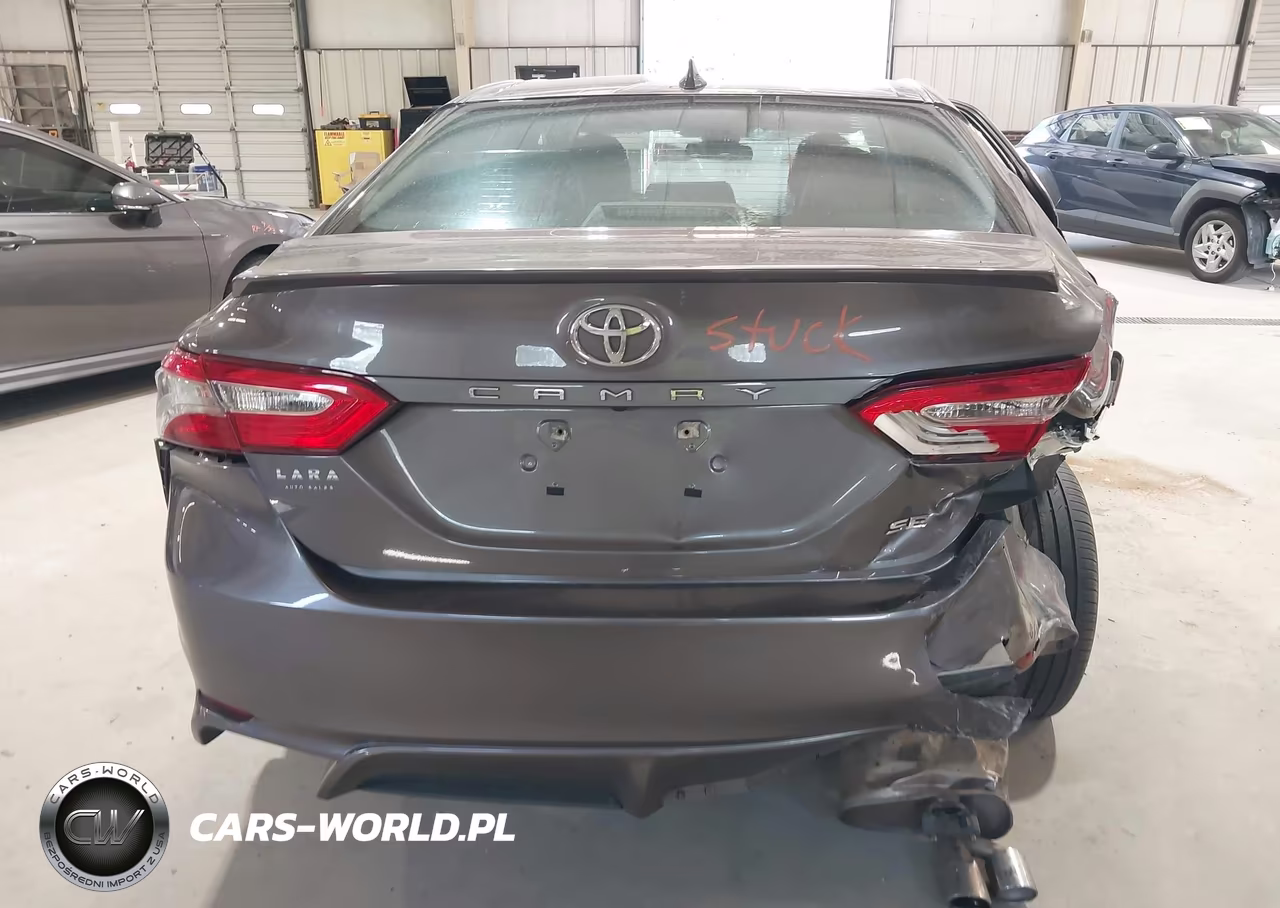 2019 Toyota Camry Se VIN:4T1B11HK2KU276303 - 16