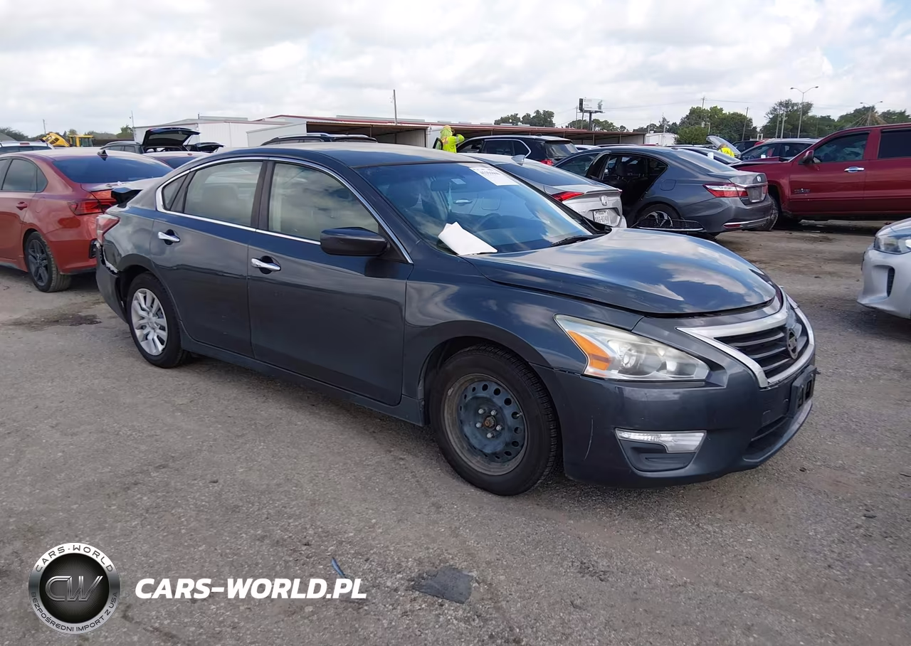 2013 Nissan Altima 2.5 S – zdjęcie 1 z 17