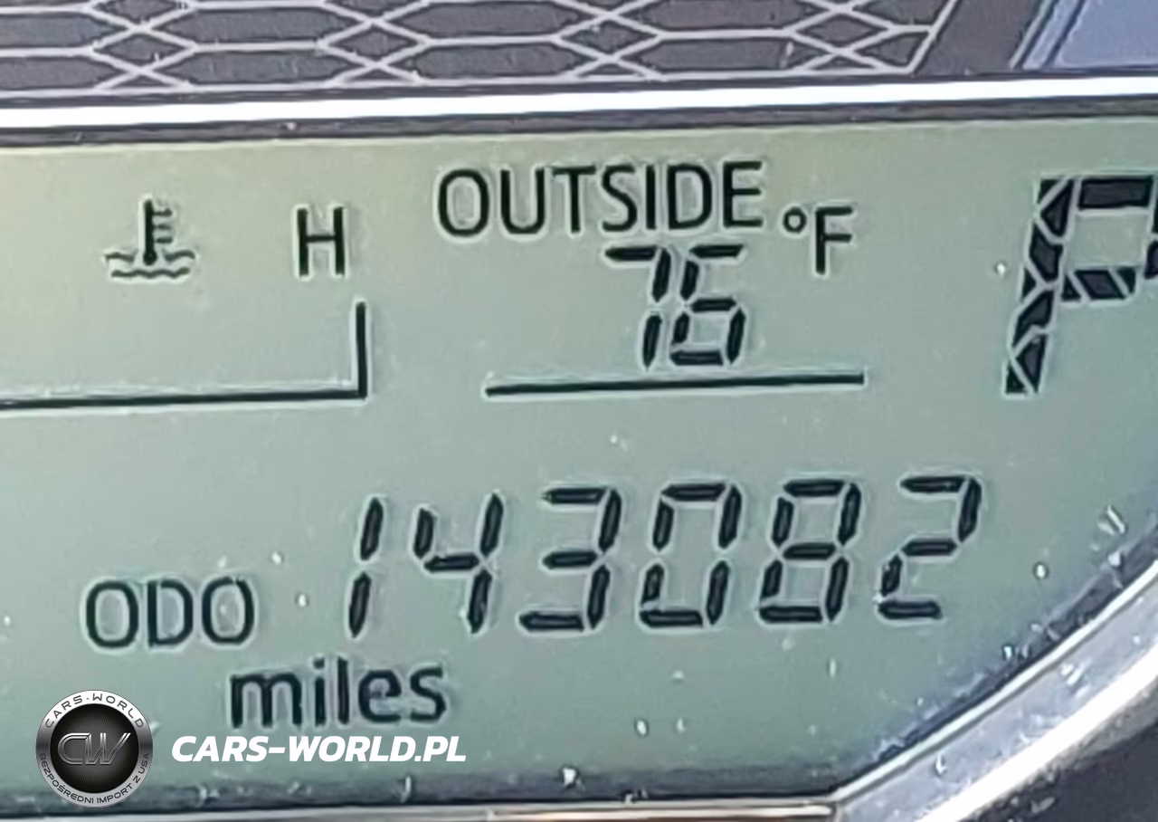 2016 Toyota Corolla Le VIN:5YFBURHEXGP513256 - 15