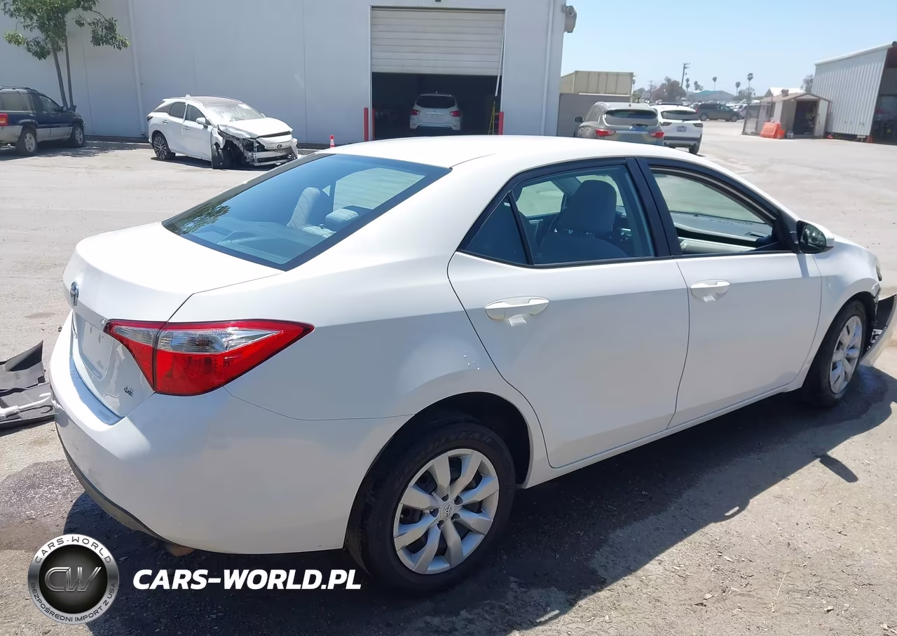 2016 Toyota Corolla Le VIN:5YFBURHEXGP513256 - 4