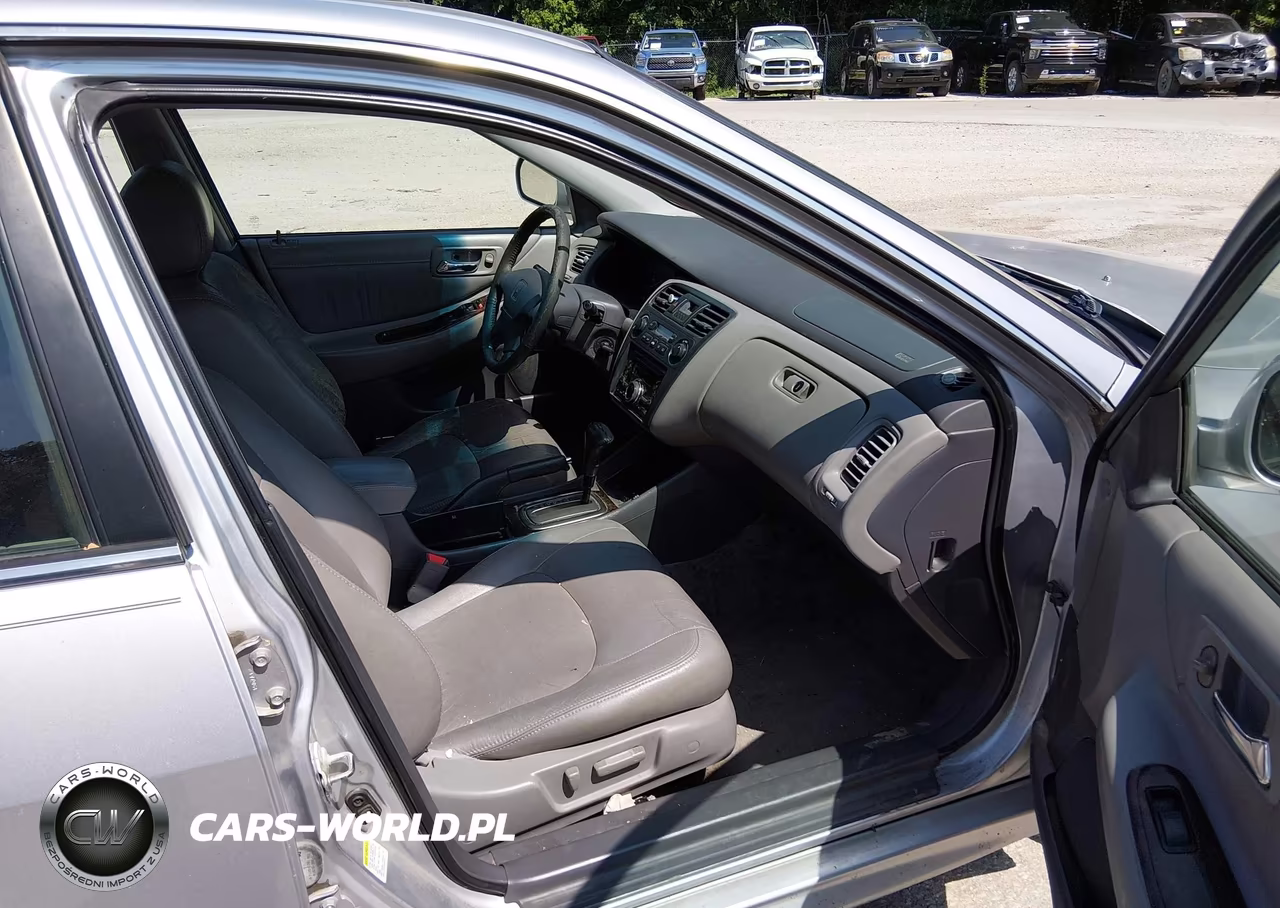 2001 Honda Accord 3.0 Ex VIN:1HGCG16531A051281 - 5