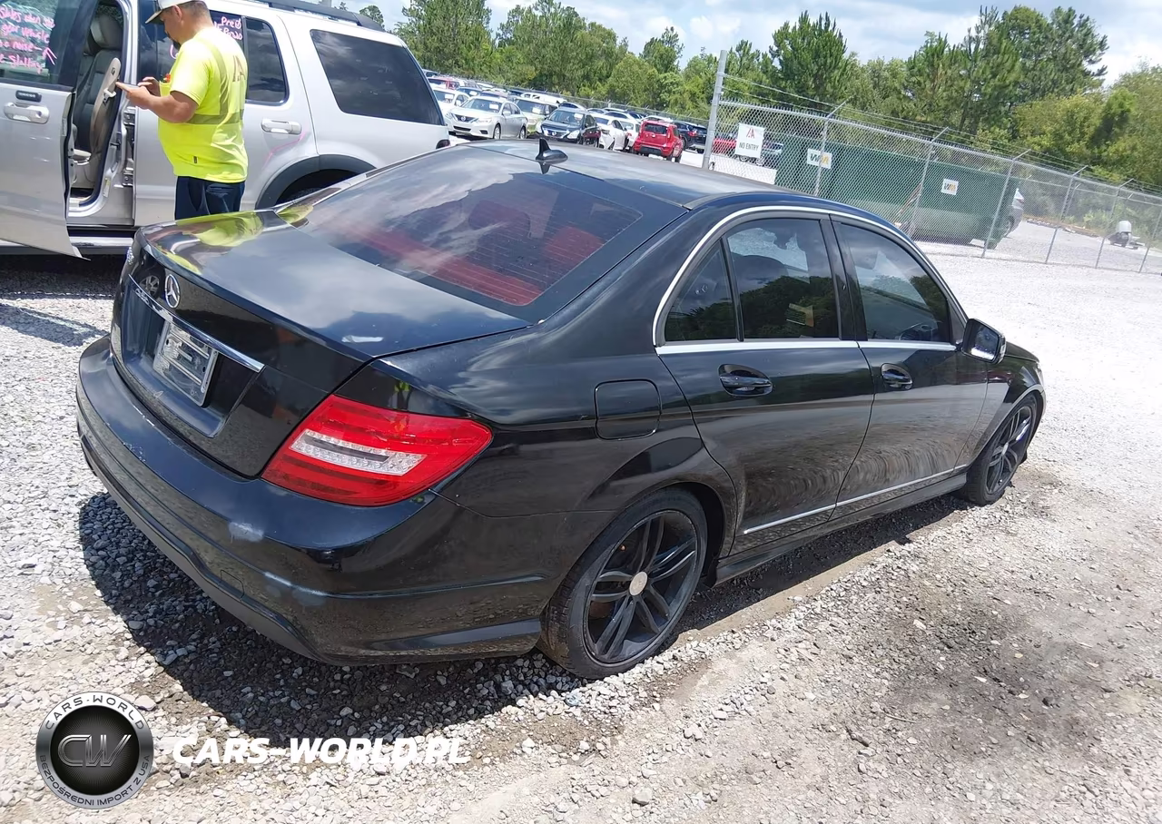 2012 Mercedes-Benz C 250 Sport VIN:WDDGF4HB5CR196470 - 4