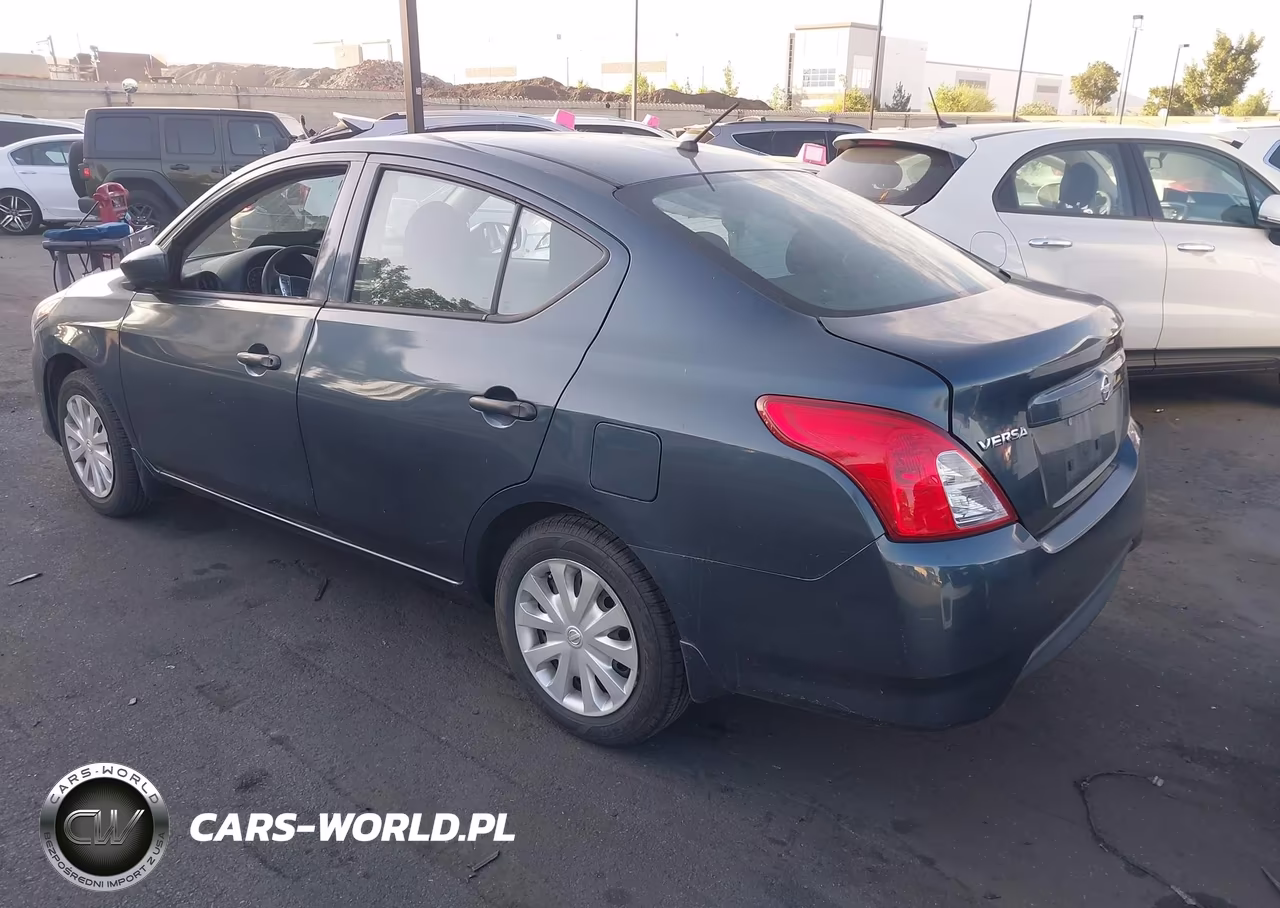 2016 Nissan Versa 1.6 S VIN:3N1CN7AP0GL829024 - 3