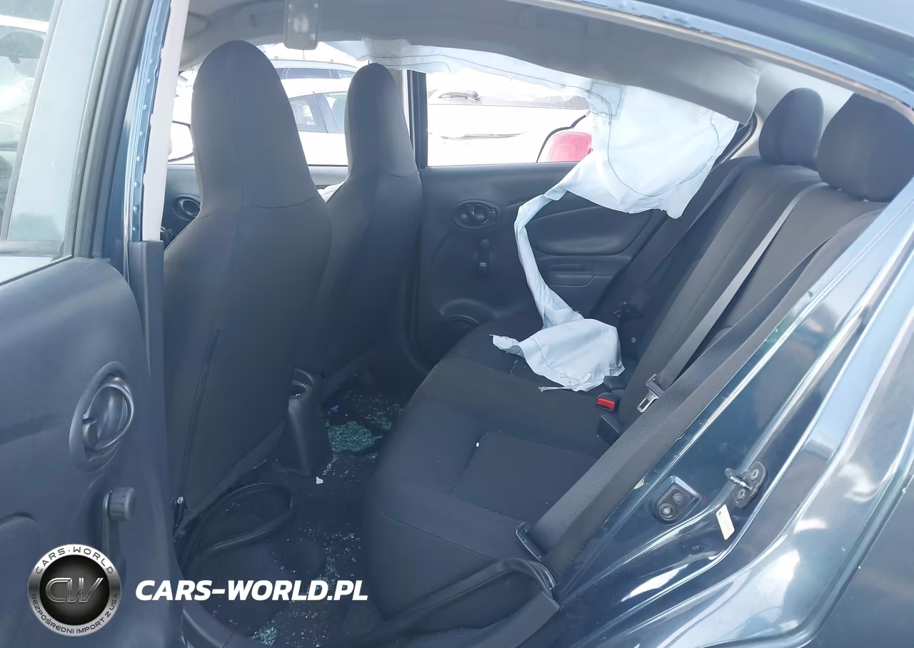 2016 Nissan Versa 1.6 S VIN:3N1CN7AP0GL829024 - 8