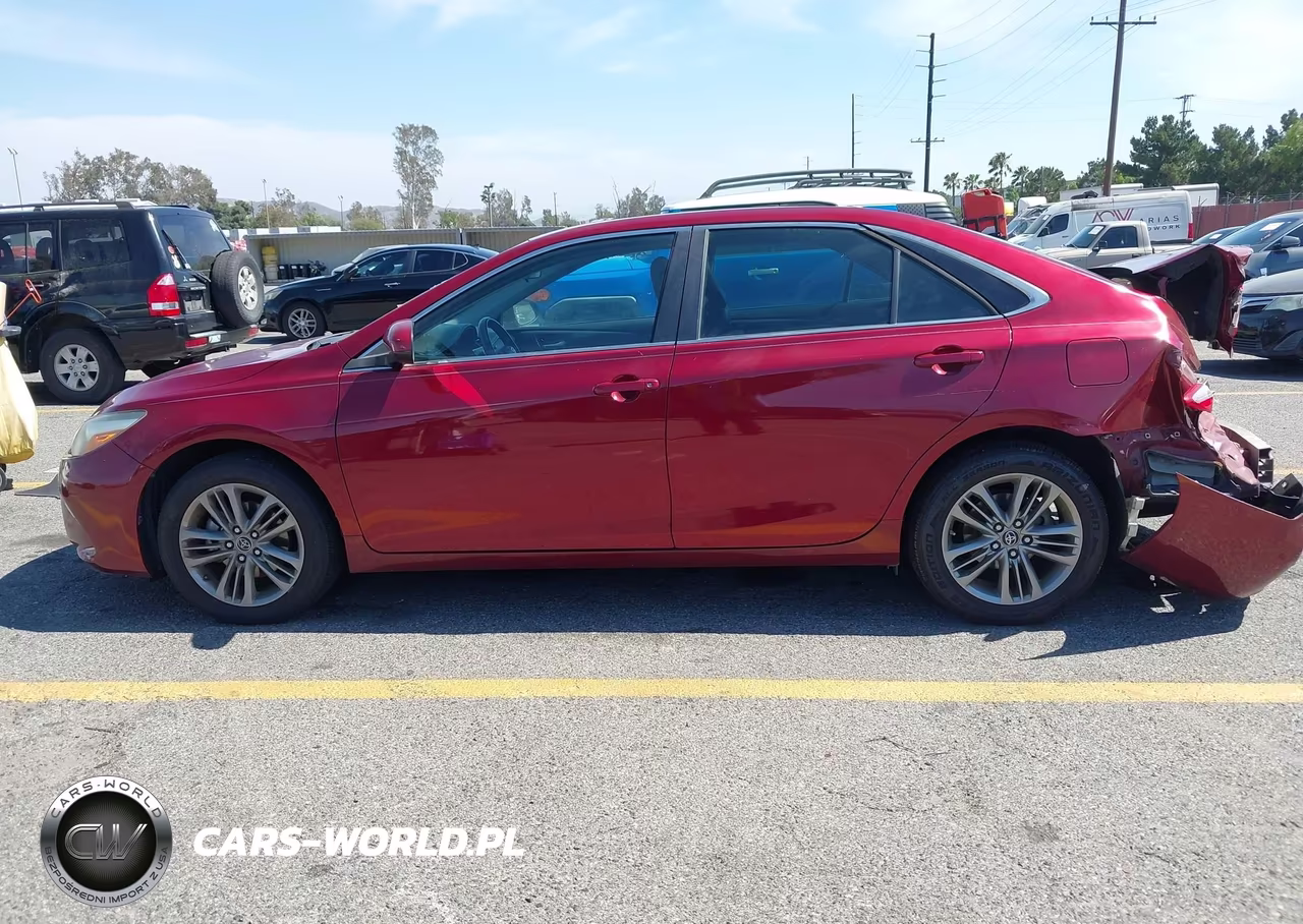 2016 Toyota Camry Se VIN:4T1BF1FK9GU516748 - 14