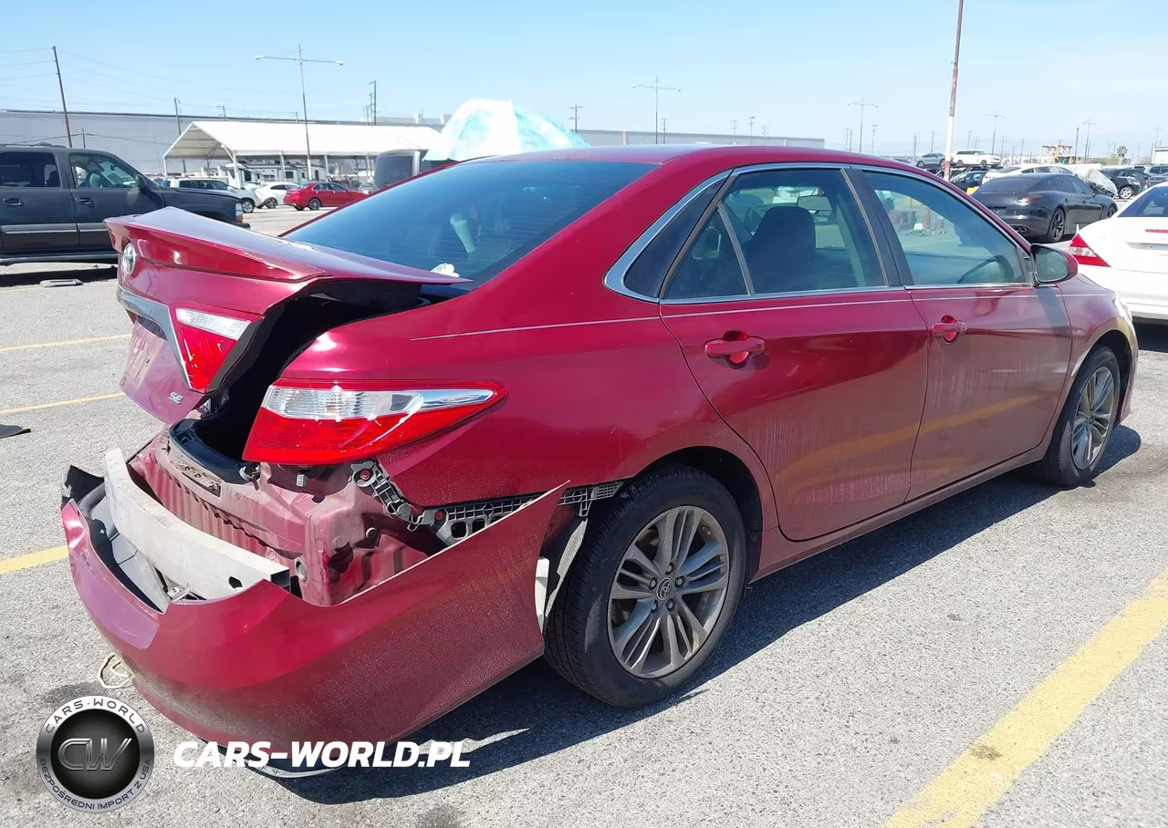 2016 Toyota Camry Se VIN:4T1BF1FK9GU516748 - 4