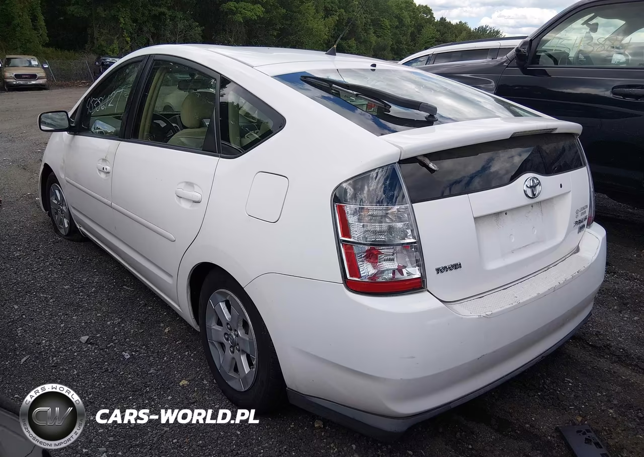 2005 Toyota Prius VIN:JTDKB20U653106850 - 3