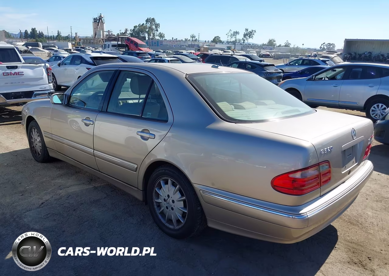 2001 Mercedes-Benz E 320 VIN:WDBJF65JX1B375065 - 3