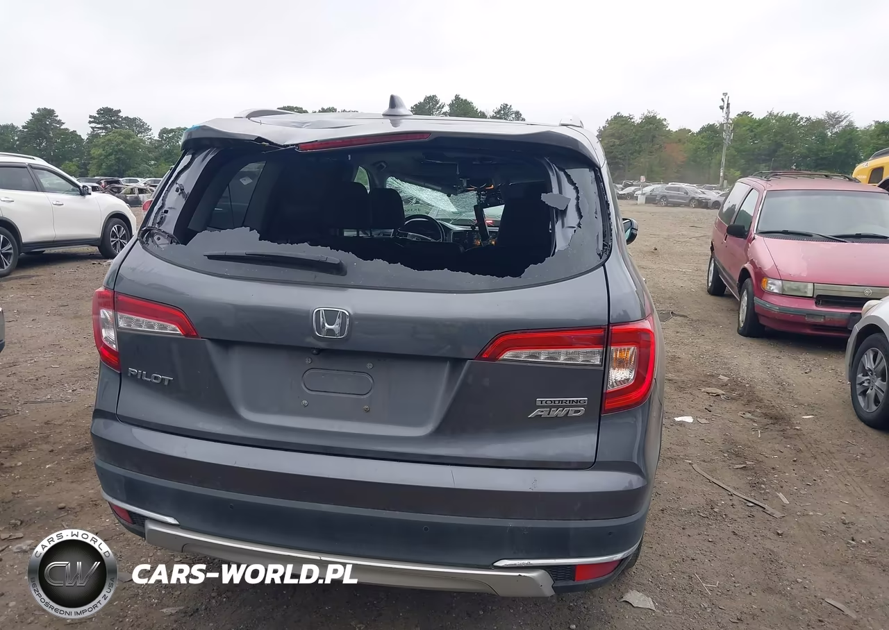 2019 Honda Pilot Touring VIN:5FNYF6H9XKB023037 - 16