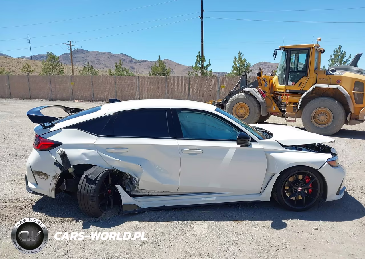 2025 Honda Civic Type-R VIN:JHMFL5G44SX001409 - 13