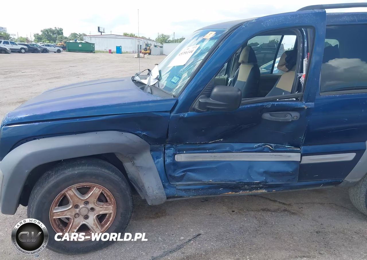 2003 Jeep Liberty Sport VIN:1J4GK48KX3W622915 - 6