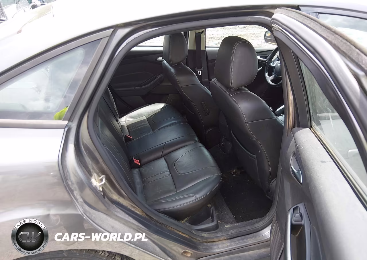 2014 Ford Focus Se VIN:1FADP3F23EL122581 - 8