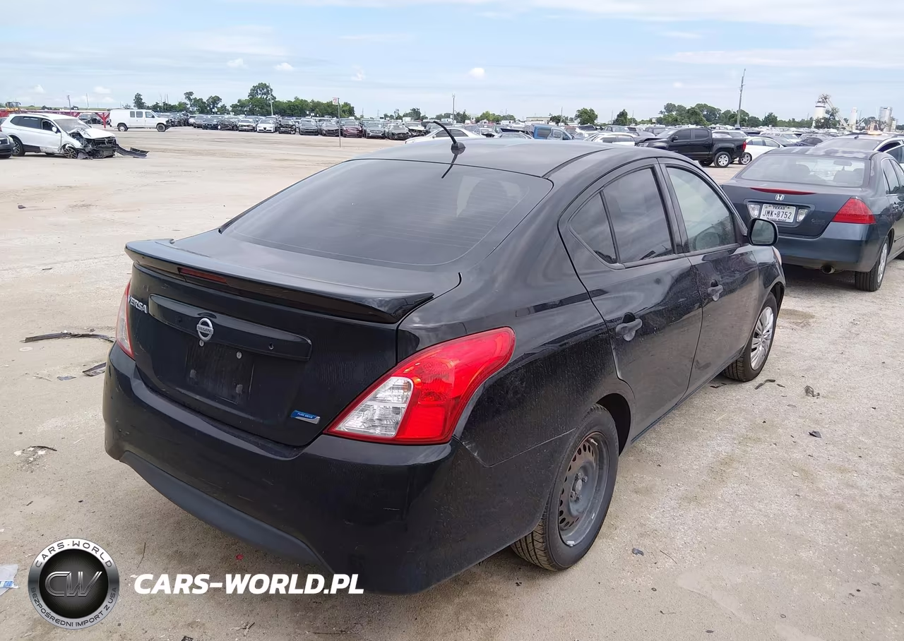 2015 Nissan Versa 1.6 S+ VIN:3N1CN7APXFL807112 - 4