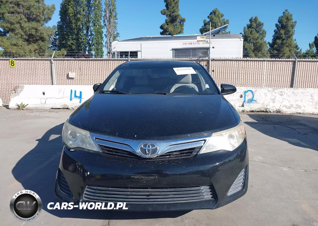 2014 Toyota Camry Le VIN:4T4BF1FK2ER351032 - 12