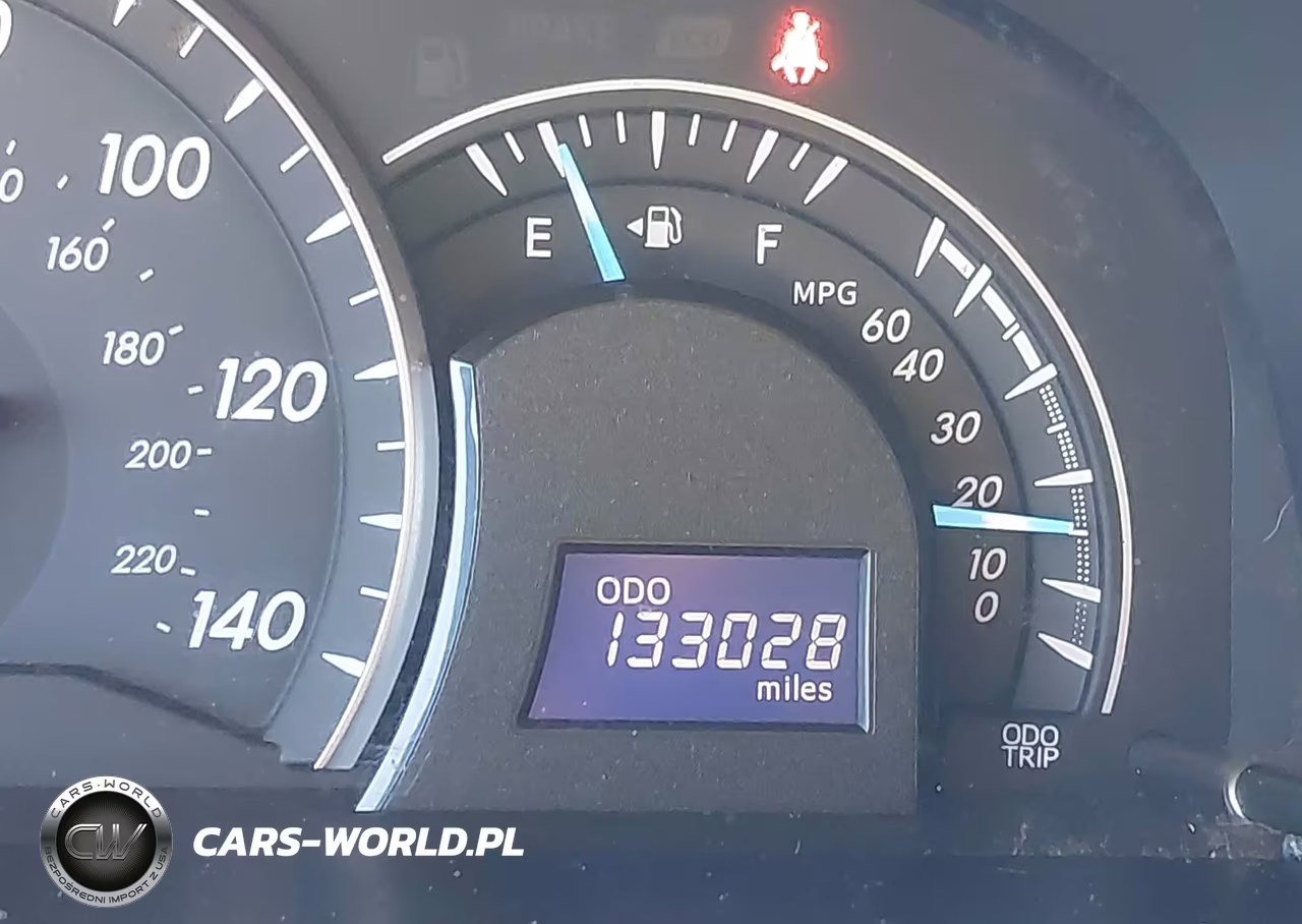 2014 Toyota Camry Le VIN:4T4BF1FK2ER351032 - 15