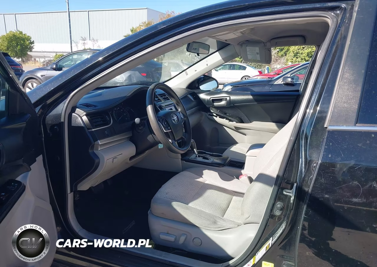 2014 Toyota Camry Le VIN:4T4BF1FK2ER351032 - 5
