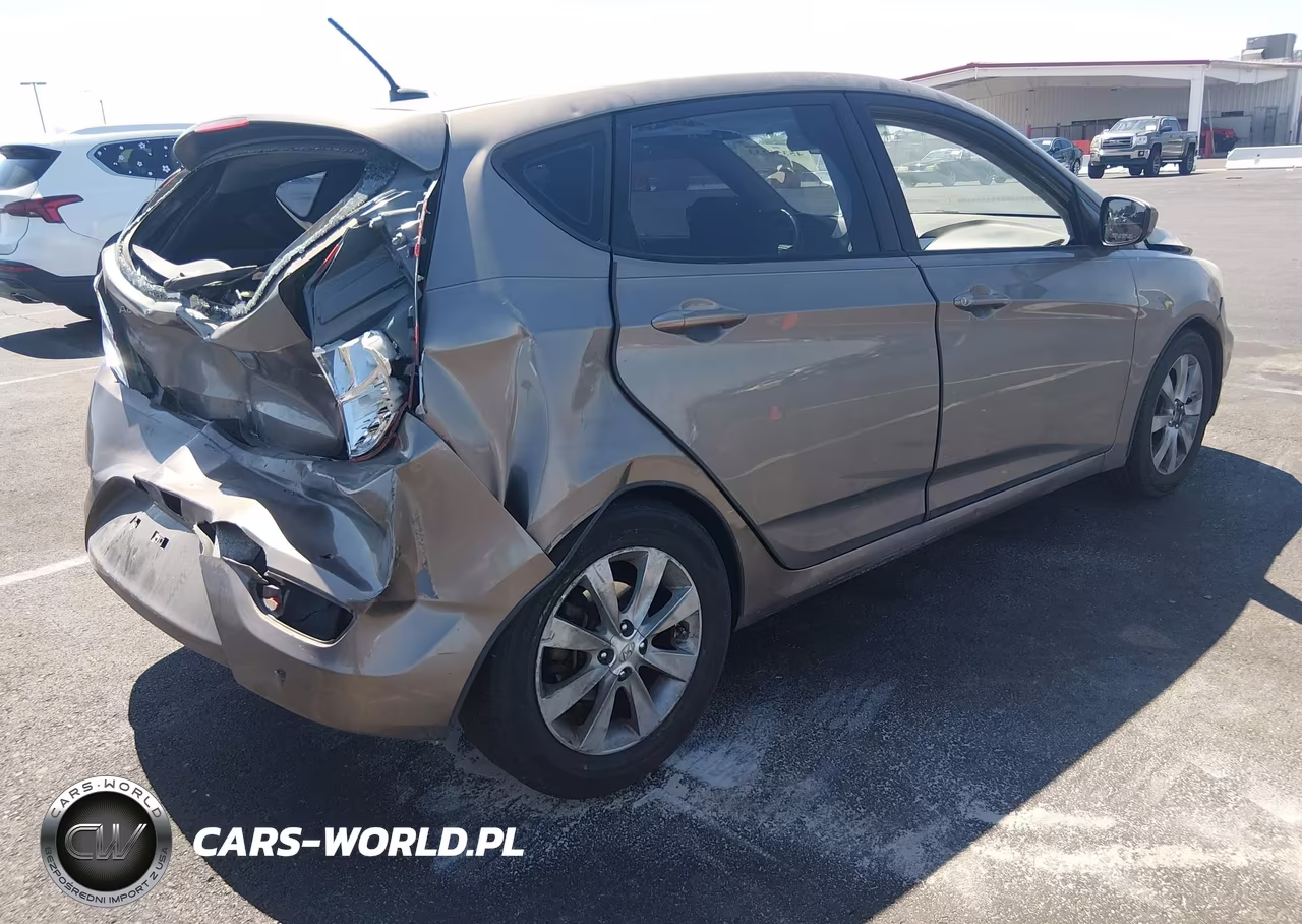 2012 Hyundai Accent Se VIN:KMHCU5AE4CU049719 - 4