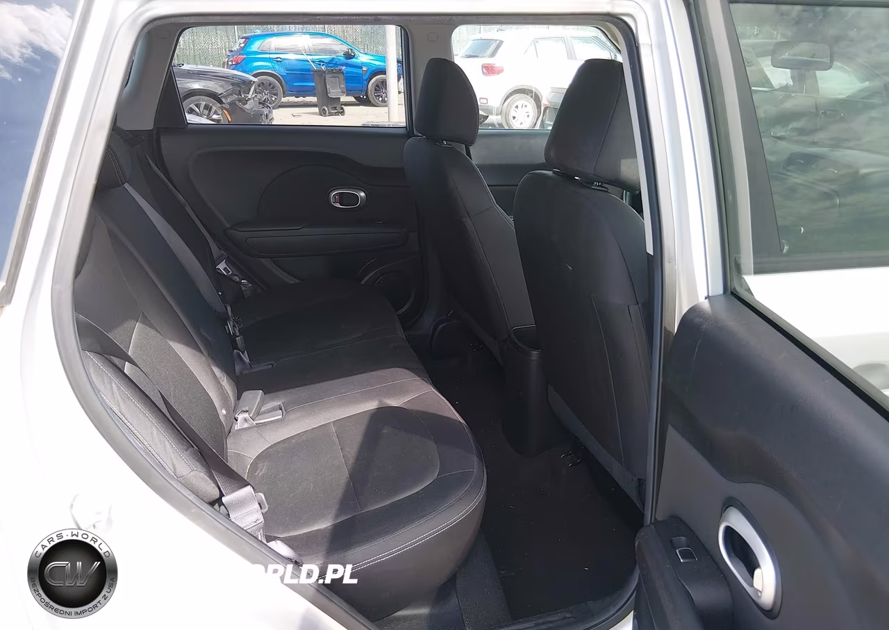 2017 Kia Soul VIN:KNDJN2A23H7429251 - 8