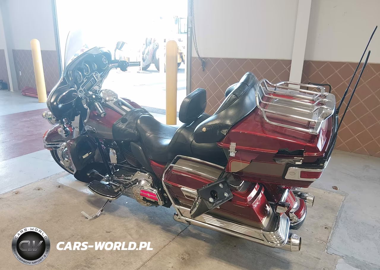 2009 Harley-Davidson Flhtcu VIN:1HD1FC4139Y638294 - 3