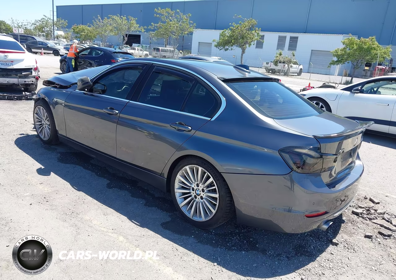 2013 BMW 328I xDrive VIN:WBA3B5G57DNS00594 - 3