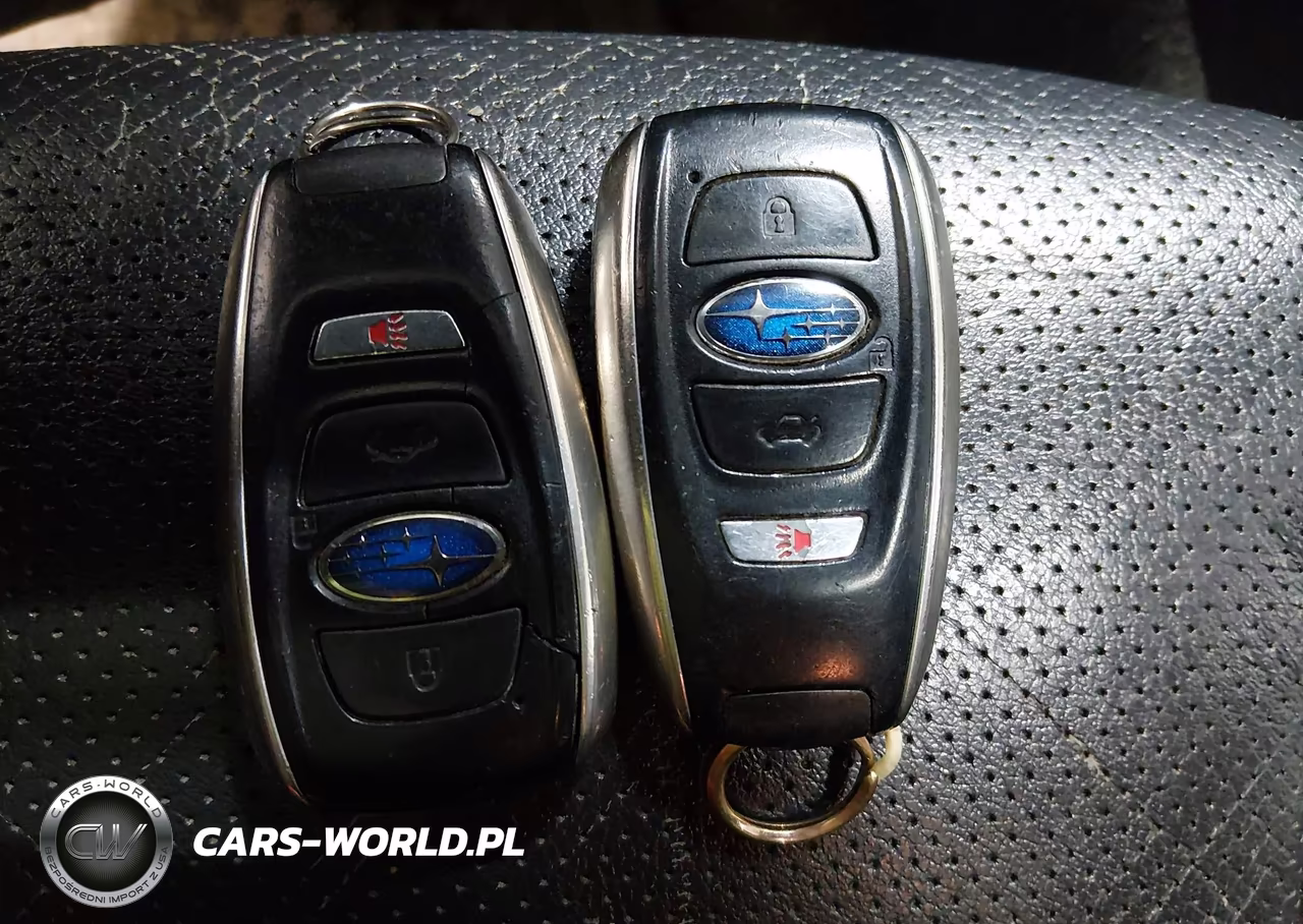 2016 Subaru Outback 3.6R Limited VIN:4S4BSENC2G3253635 - 11