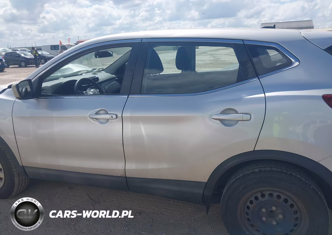 2019 Nissan Rogue Sport S VIN:JN1BJ1CPXKW525820 - 14