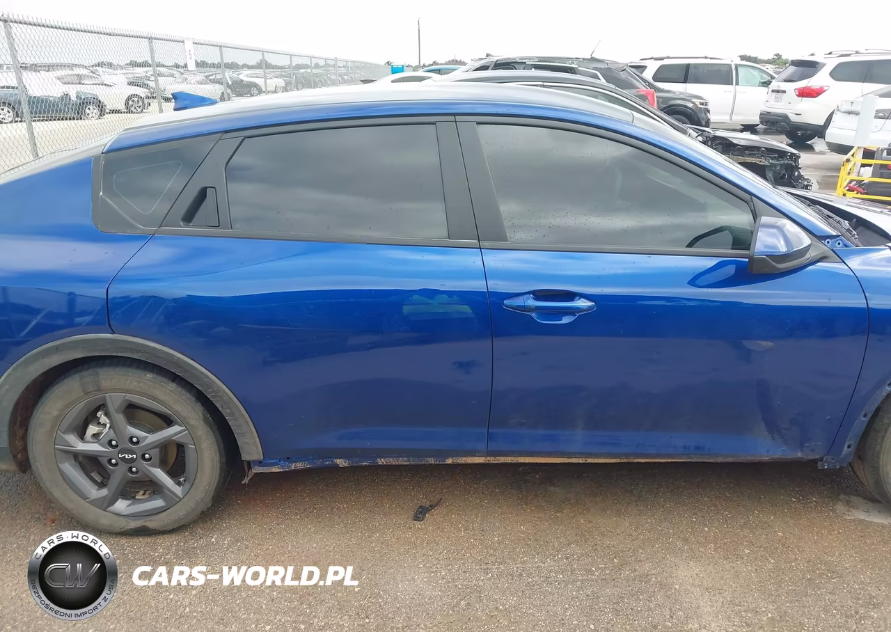 2025 Kia K4 Lxs VIN:3KPFT4DE5SE177829 - 14